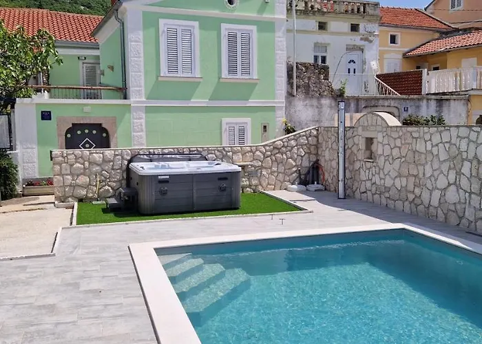 Vila Point