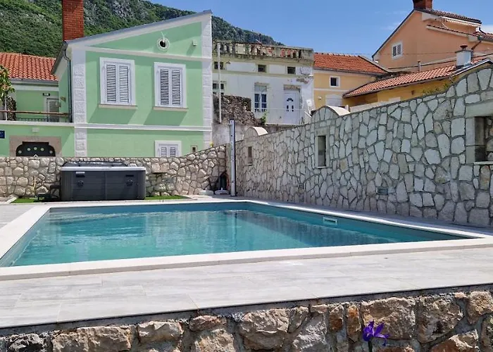 Vila Point